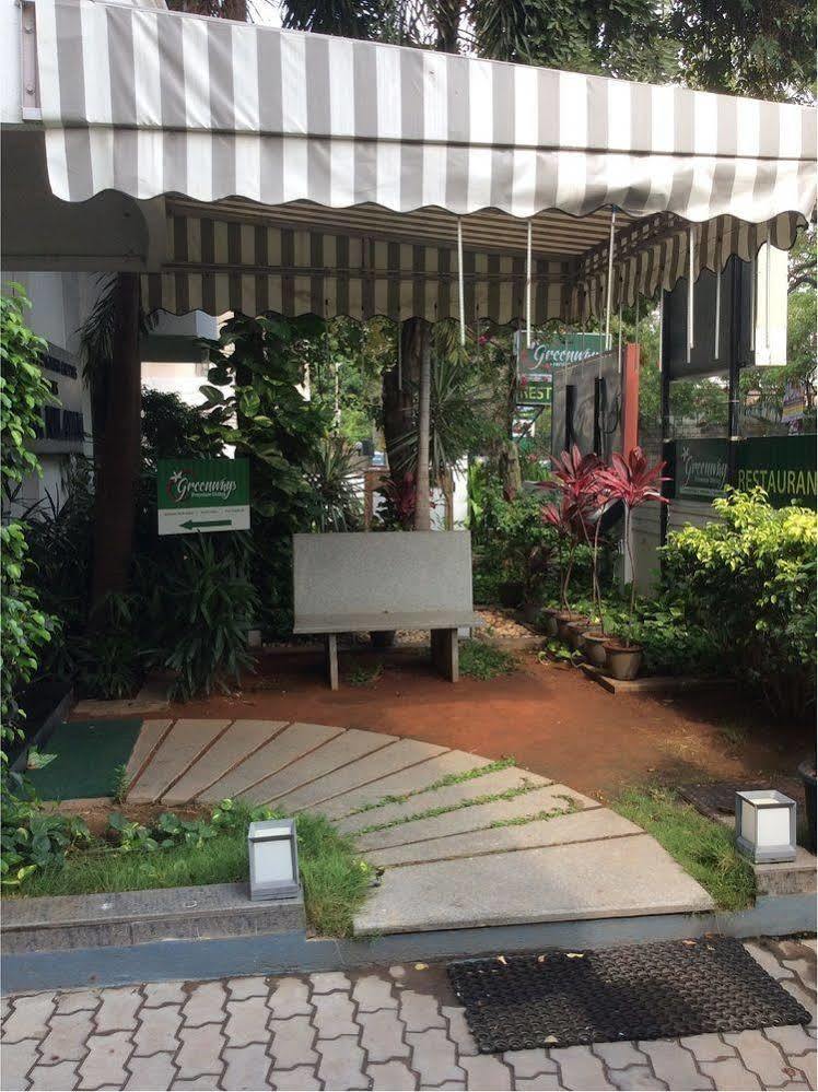 The Lotus Apartment Hotel, Venkatraman Street Madrás Exterior foto